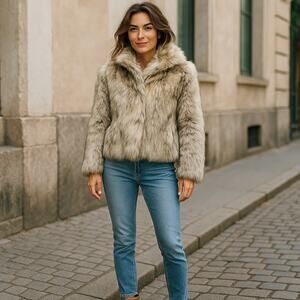 Dino Rocco Vintage Goat Fur Coat in White Cream Size Medium